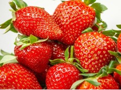 Земляника ремонтантная крупноплодная "Diamante" (Контейнер 0,5)