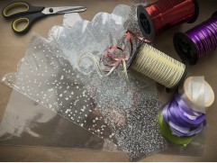 Праздничная упаковка для тюльпанов